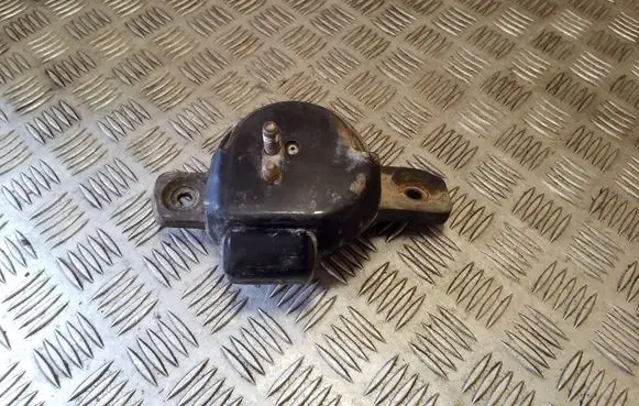 Subaru Forester SG Engine mount bracket 41022AE011