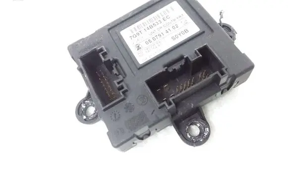Volvo V70 Door control unit/module 7G9T14B533EC