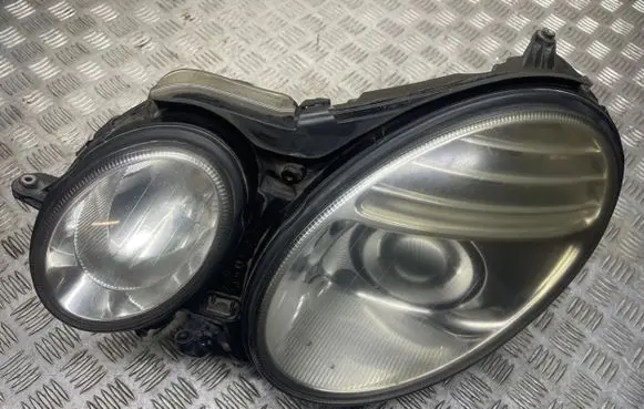 Mercedes-Benz E W211 Headlight/headlamp 16156300LI