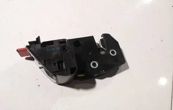 Volkswagen PASSAT B6 Seat back rest lock catch 3C9885682