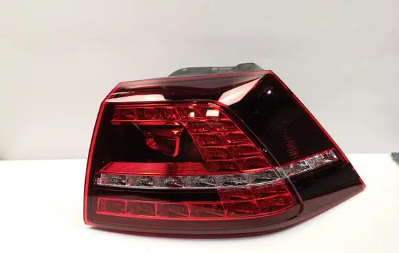 Volkswagen Golf VII Rear/tail lights 5G0945208