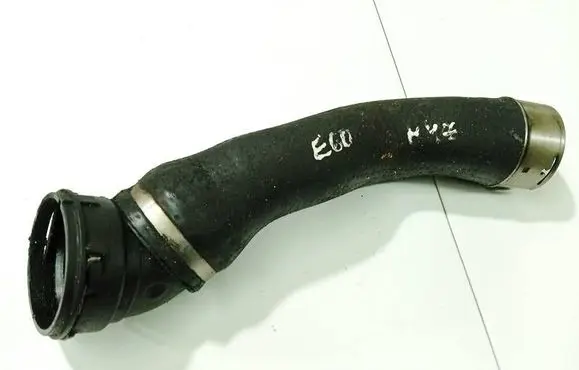 BMW 5 E60 E61 Intercooler hose/pipe 