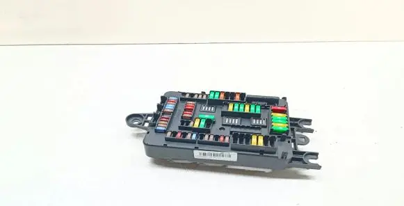 BMW X5 F15 Fuse module 6819651 61146819651
