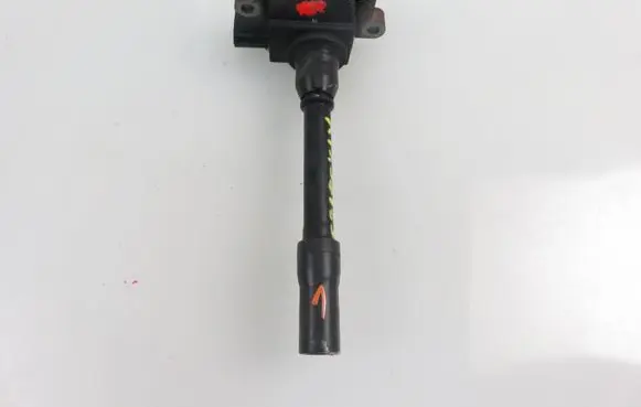 Mitsubishi Carisma High voltage ignition coil FK0136