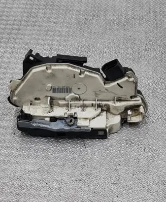 Seat Ibiza IV (6J,6P) Front door lock 5N1837015C
