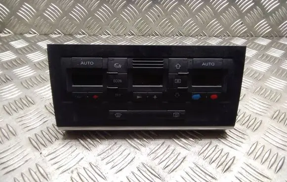 Audi A4 S4 B7 8E 8H Climate control unit 8E0820043AJ