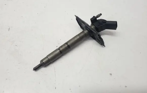 Audi A6 S6 C6 4F Fuel injector 059130277BE