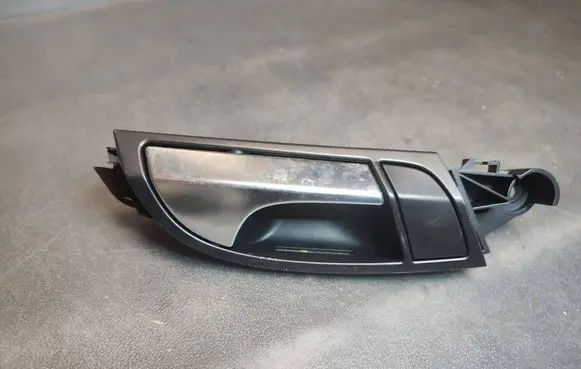 Audi Q7 4L Rear door interior handle 4L0837020