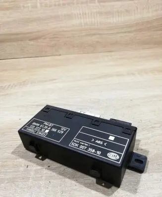 BMW 5 E39 Door control unit/module 8366529