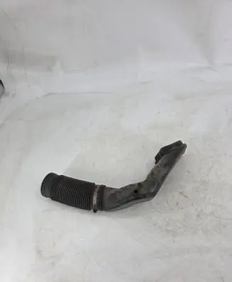 BMW 7 E32 Air intake duct part