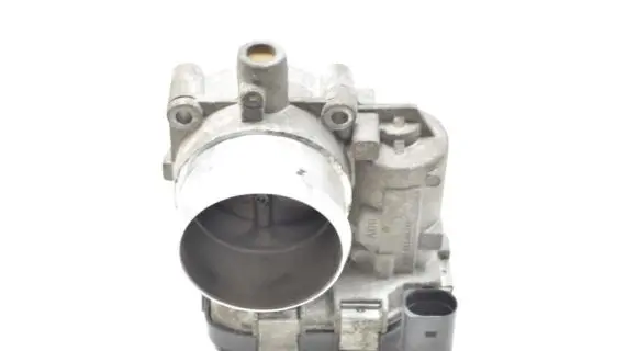 Volkswagen Golf V Throttle valve 03C133062D