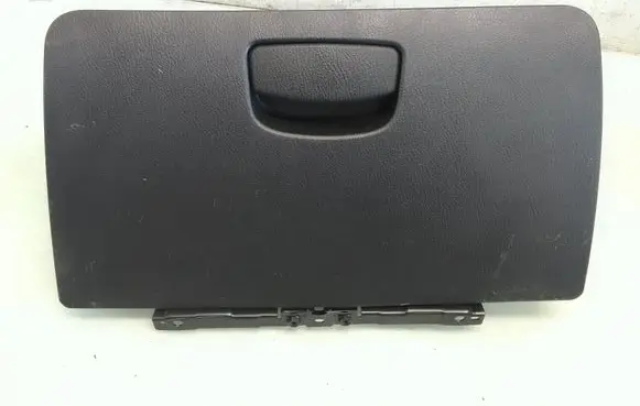 SsangYong Rexton I Glove box 7772008000