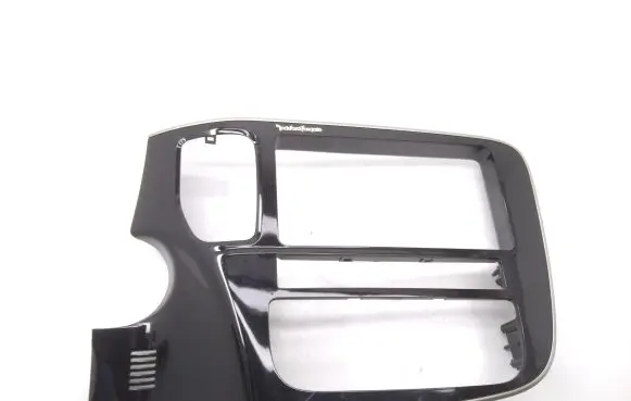Mitsubishi Outlander Radio/GPS head unit trim 8002B294