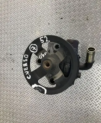Toyota Corolla Verso AR10 Power steering pump
