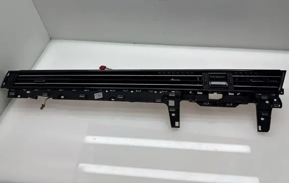 Volkswagen PASSAT B8 Dash center air vent grill 3G2858415