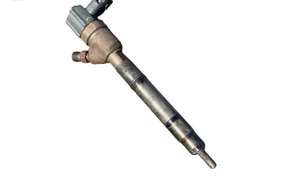 Hyundai i40 Fuel injector 338002A800