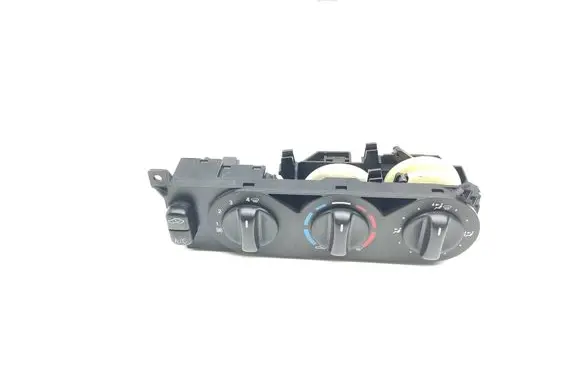 Mercedes-Benz ML W163 Climate control unit 1638300185 A1638300185