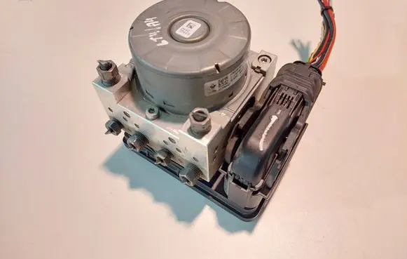 Dacia Dokker ABS Pump 10091514713 10062531961