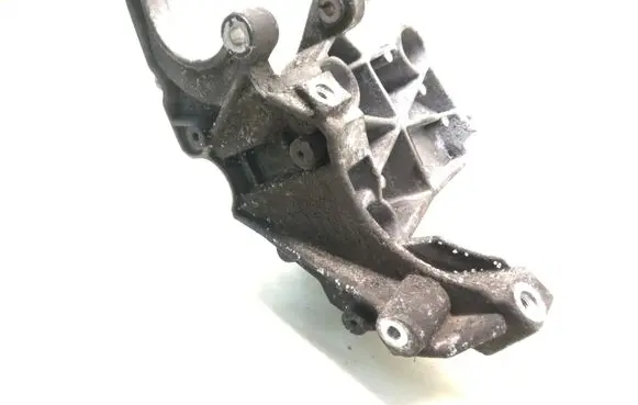 Audi A4 S4 B7 8E 8H A/C compressor mount bracket 059145169AA