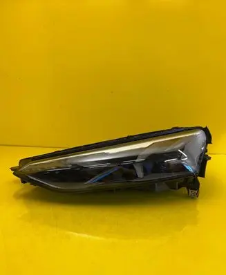 Audi E-tron GT Headlight/headlamp 4J3941085