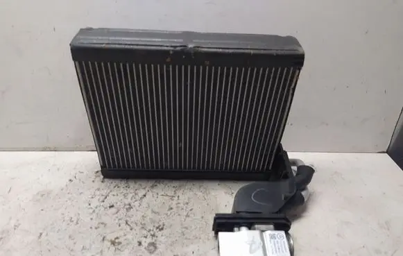 Peugeot 2008 II Air conditioning (A/C) radiator (interior) 7015011027