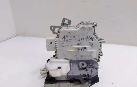 Audi A4 S4 B8 8K Front door lock 8J2837015C