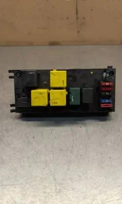 Mercedes-Benz E W210 Fuse module 0225455332