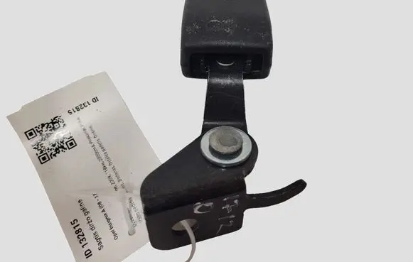 Opel Insignia A Rear seatbelt buckle 13267139 435686002