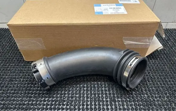 BMW X3M F97 Air intake hose/pipe 8053373 13718053373