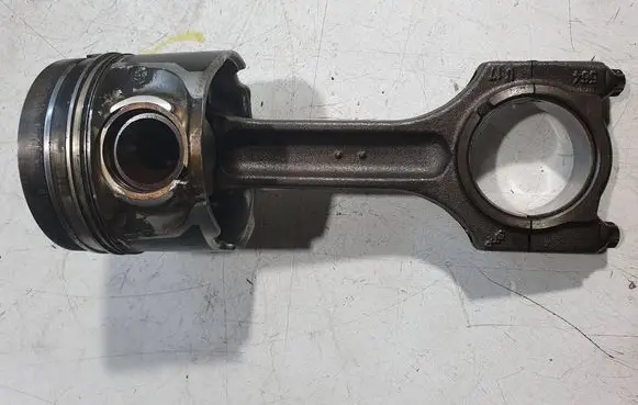 BMW 5 E60 E61 Piston with connecting rod 