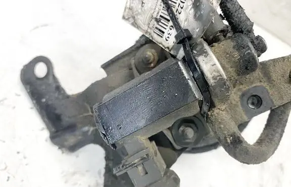 Audi A4 S4 B5 8D Turbo solenoid valve