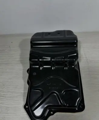 Mercedes-Benz A W176 Gearbox sump A2463710512