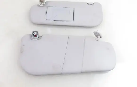 KIA Picanto Sun visor clip/hook/bracket 