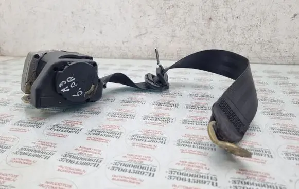 Audi A3 S3 8L Rear seatbelt 8L3857806