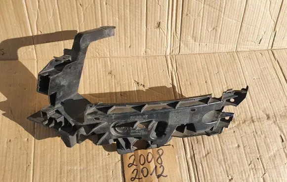 Audi Q5 SQ5 Headlight/headlamp mounting bracket 8R0805607