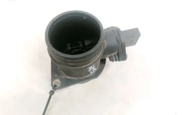 Volkswagen Touran I Mass air flow meter 0280217121 06A906461