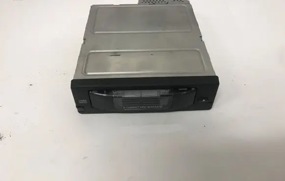 BMW 5 E60 E61 CD/DVD changer 65129133077