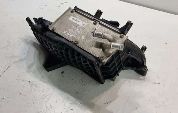 Volkswagen Golf VI Intake manifold 03C129711AD 03F145749C