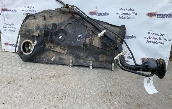 Toyota RAV 4 (XA40) Fuel tank 