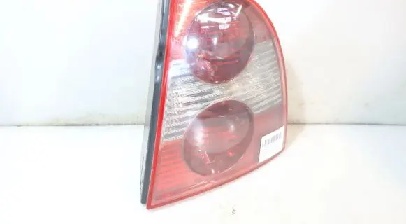 Volkswagen PASSAT B5.5 Rear/tail lights
