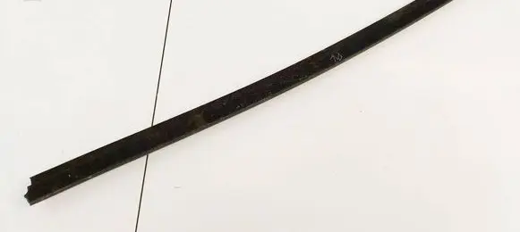 Citroen C4 I Front door glass trim molding 9657912399