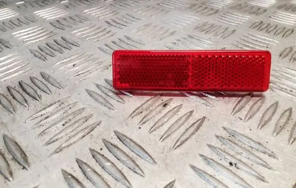 Renault Trafic III (X82) Rear tail light reflector 7700353184