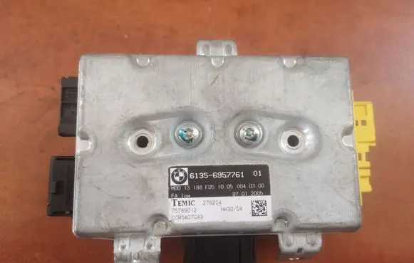 BMW 5 E60 E61 Door control unit/module 6957761