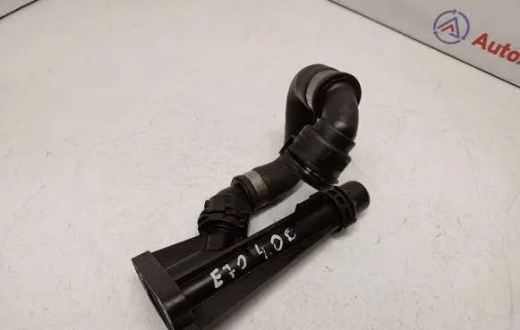 BMW X5 E70 Engine coolant pipe/hose 11537800104 11117803751