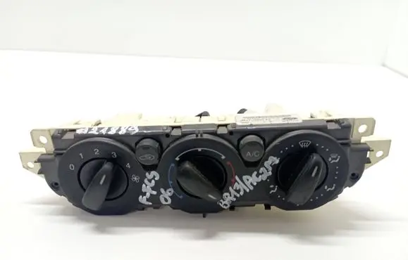 Ford Focus Climate control unit 3M5T19980AD 69607320 P69607320503150452