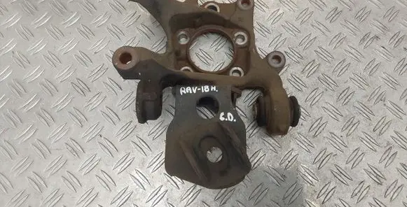 Toyota RAV 4 (XA40) Rear wheel hub