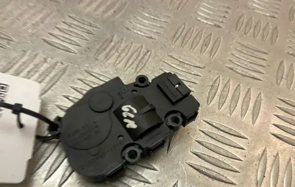 Mercedes-Benz GLA W156 Air flap motor/actuator EXB107B