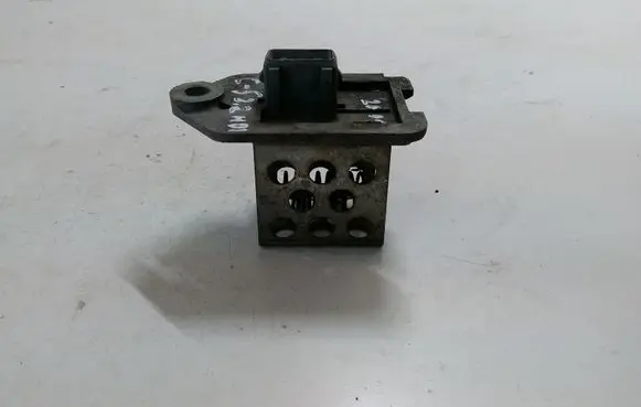 Citroen C5 Fan control module 9641212580