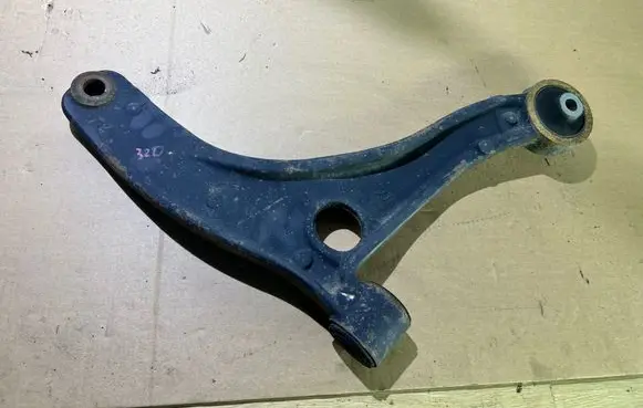 Renault Master III Front control arm