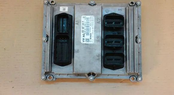 Audi A4 S4 B9 8W Engine control unit/module 059907309F